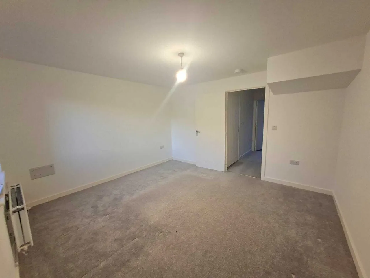 Burnham Crescent, Hampton Woods, Peterborough, photo 6