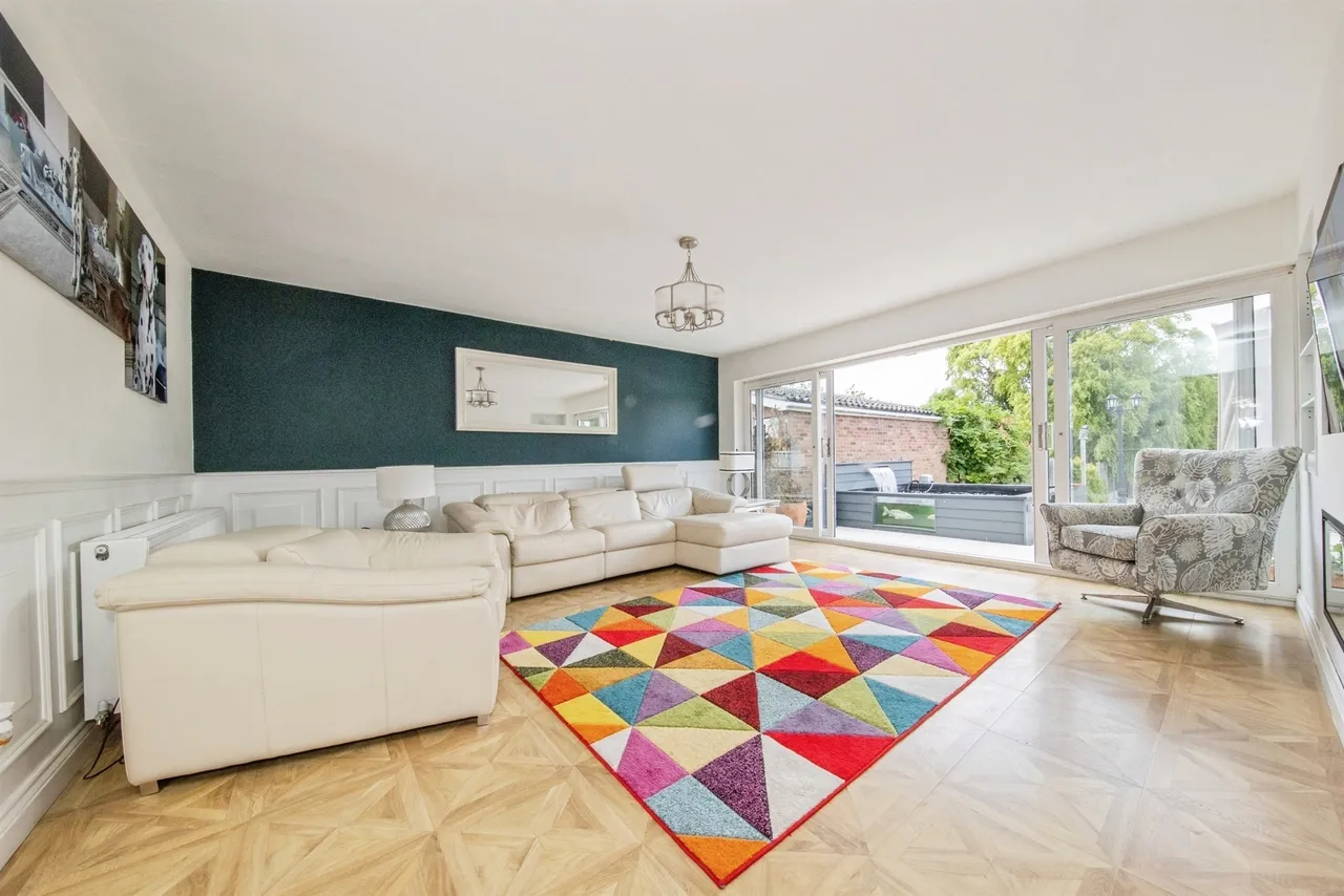 Oakmead Road, St. Osyth, CO16, photo 4