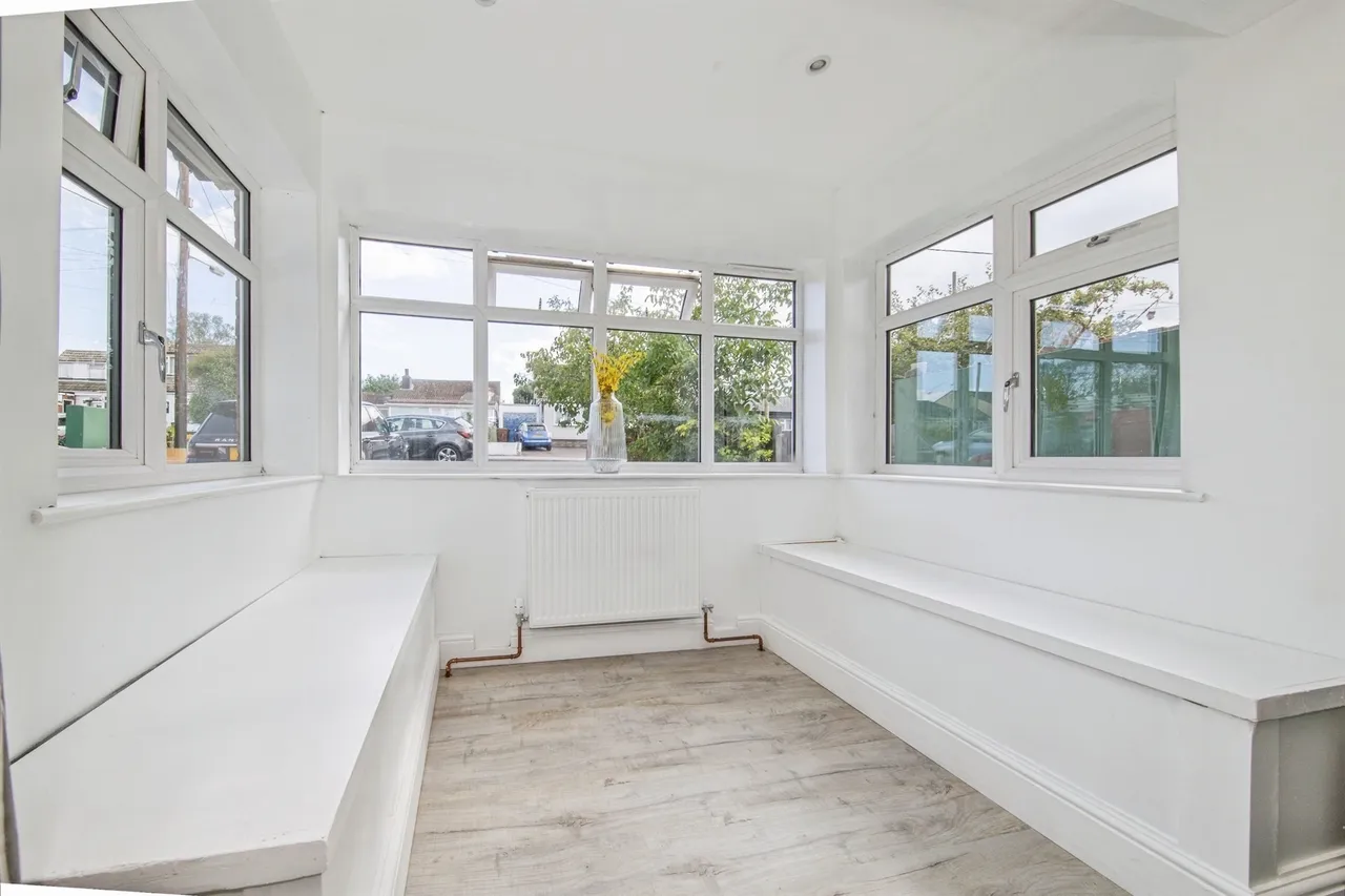 Oakmead Road, St. Osyth, CO16, photo 12