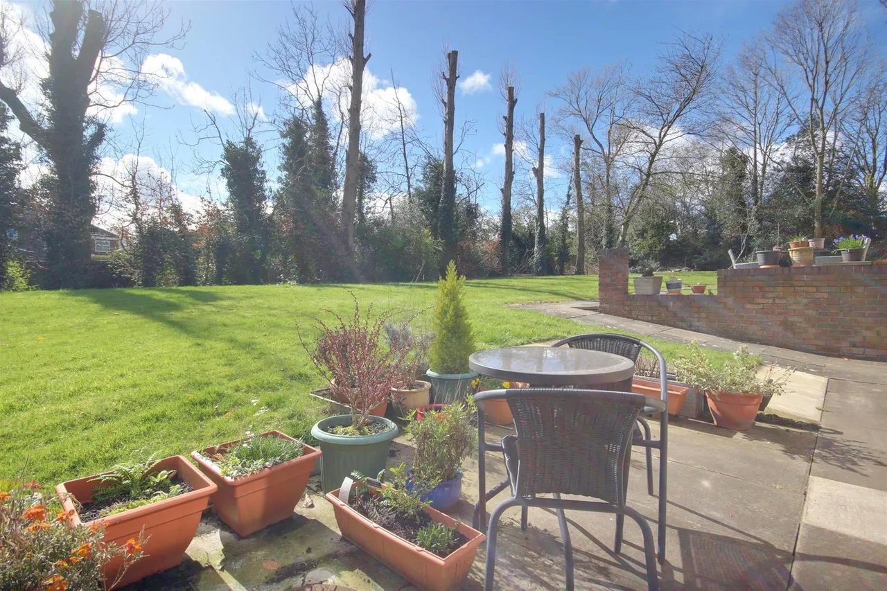 Beverley Road, Willerby, Hull, photo 9