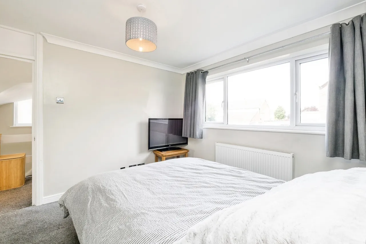 Surrey Drive, Hornchurch, RM11, photo 15