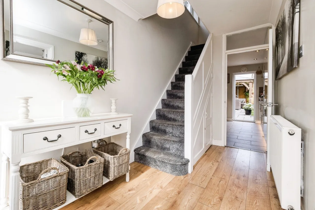 Surrey Drive, Hornchurch, RM11, photo 5