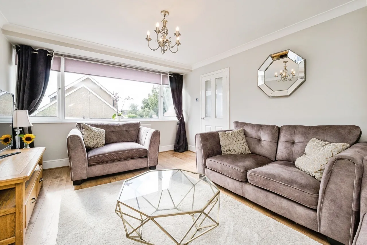 Surrey Drive, Hornchurch, RM11, photo 20