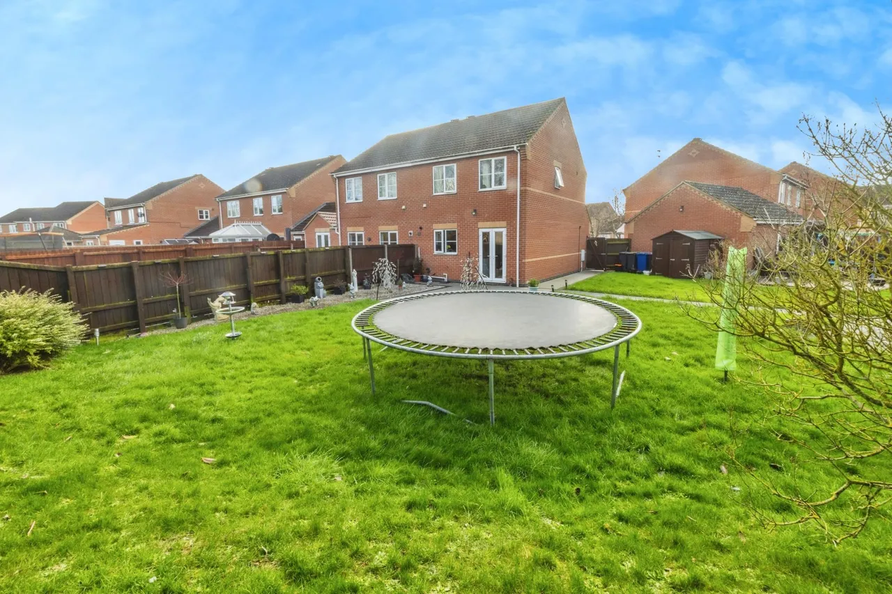 Eastholm, Lincoln, LN2, photo 16