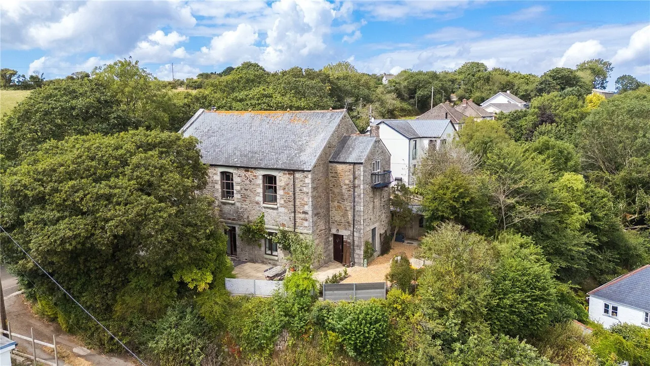 5 bed property for sale, Gweek, Helston, TR12