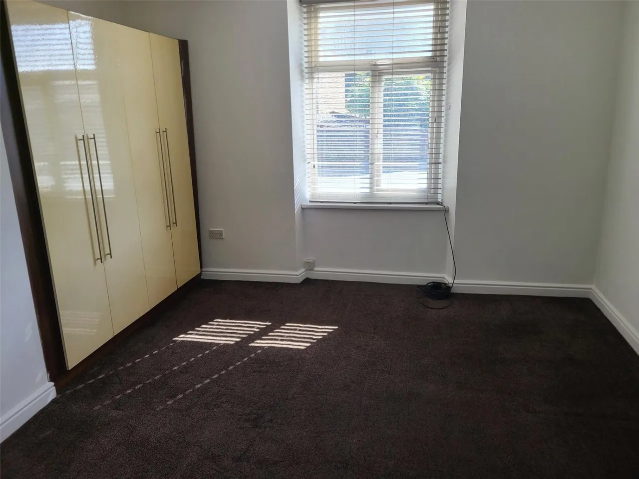 Thornhill Road, Dewsbury, WF12, photo 12