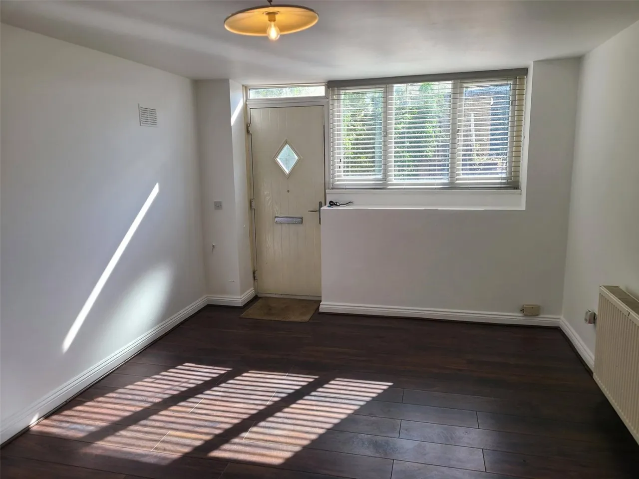 Thornhill Road, Dewsbury, WF12, photo 3