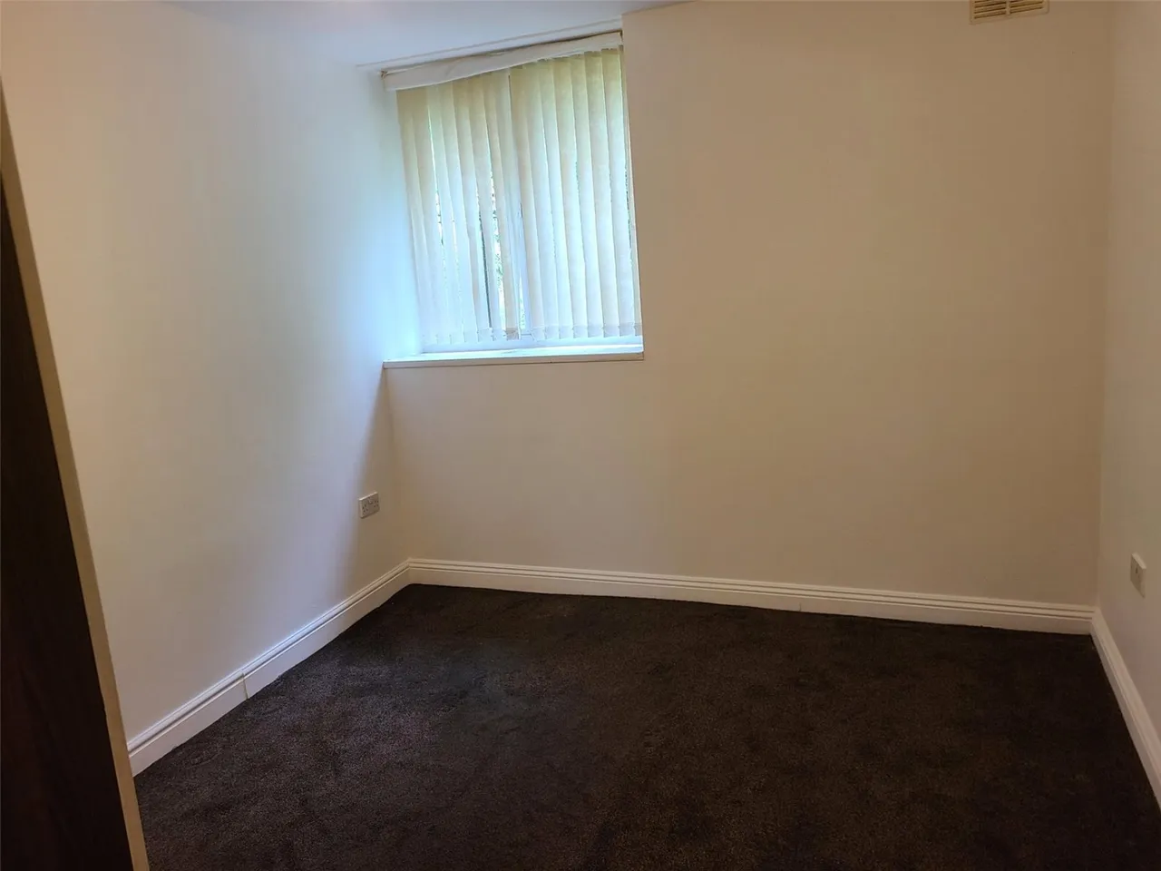 Thornhill Road, Dewsbury, WF12, photo 7
