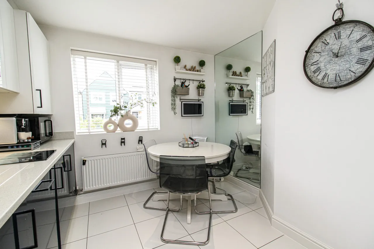 Rana Drive, Church Crookham, Fleet, GU52 8AJ, photo 6