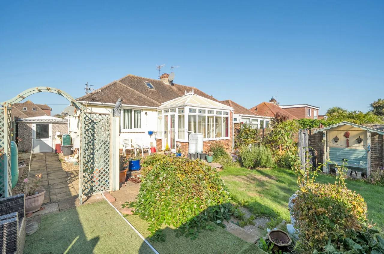 Seaside Road, Lancing, BN15, photo 17