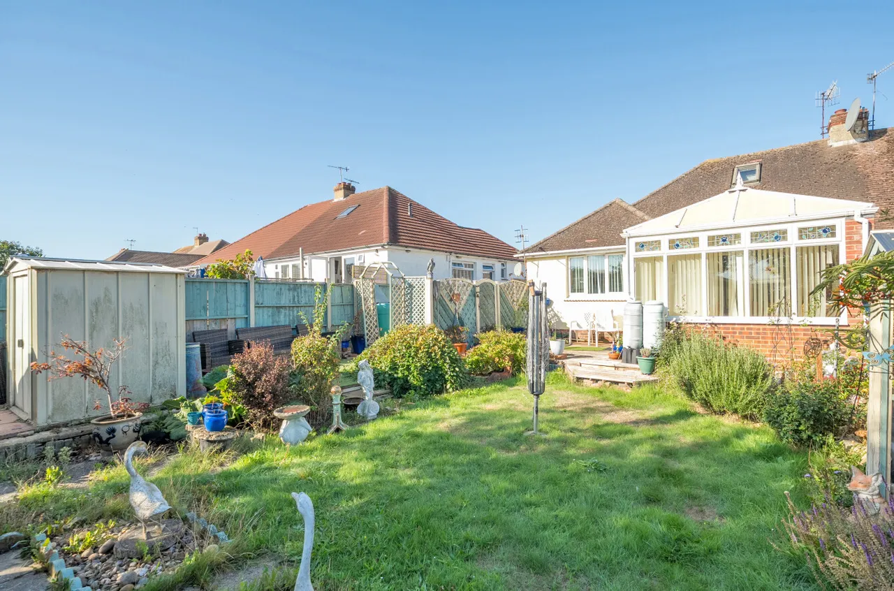Seaside Road, Lancing, BN15, photo 16