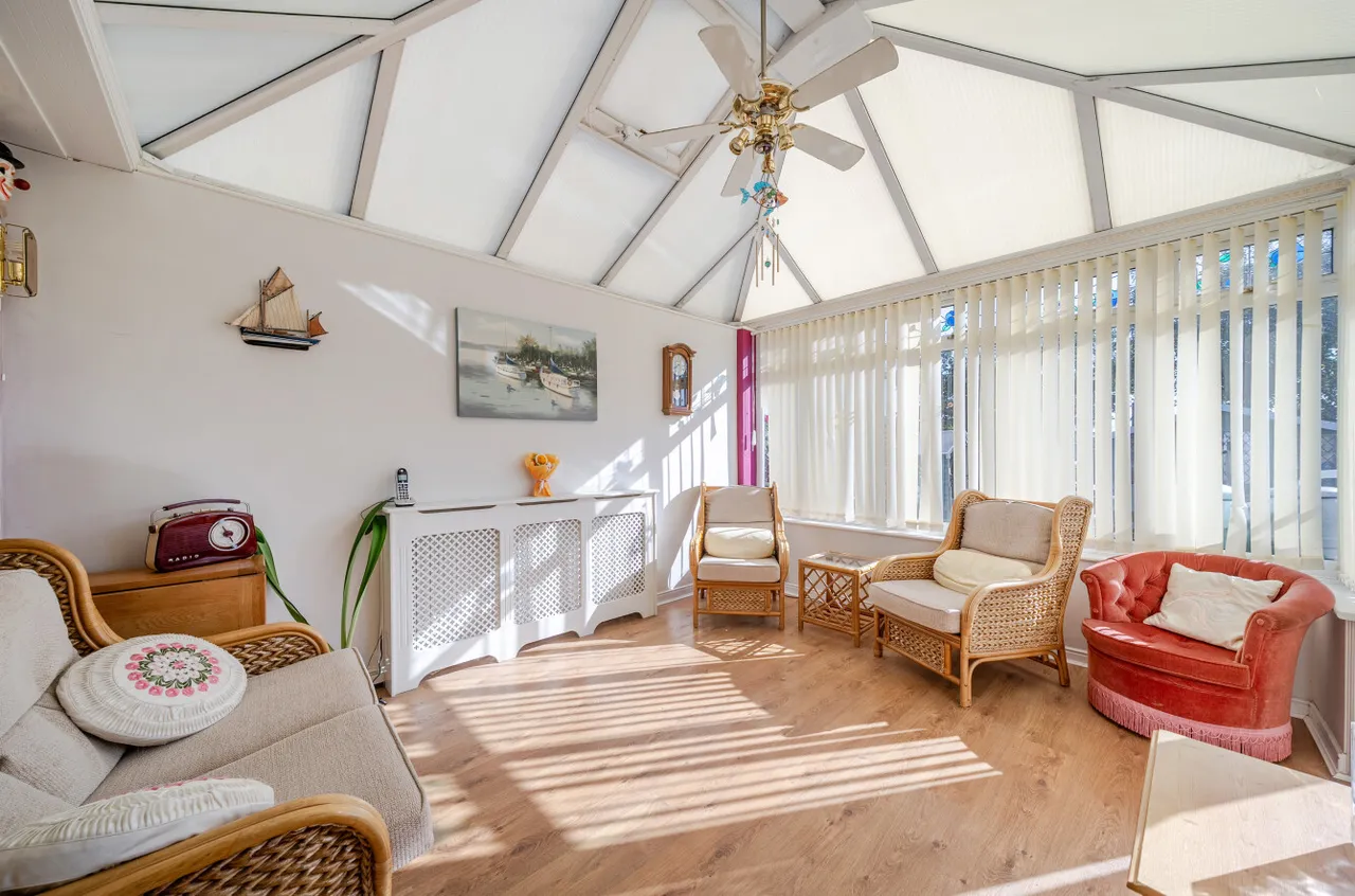 Seaside Road, Lancing, BN15, photo 8