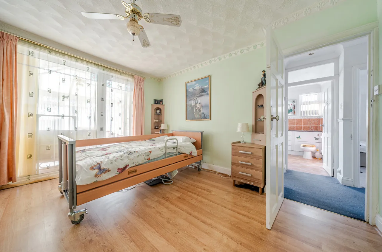 Seaside Road, Lancing, BN15, photo 11