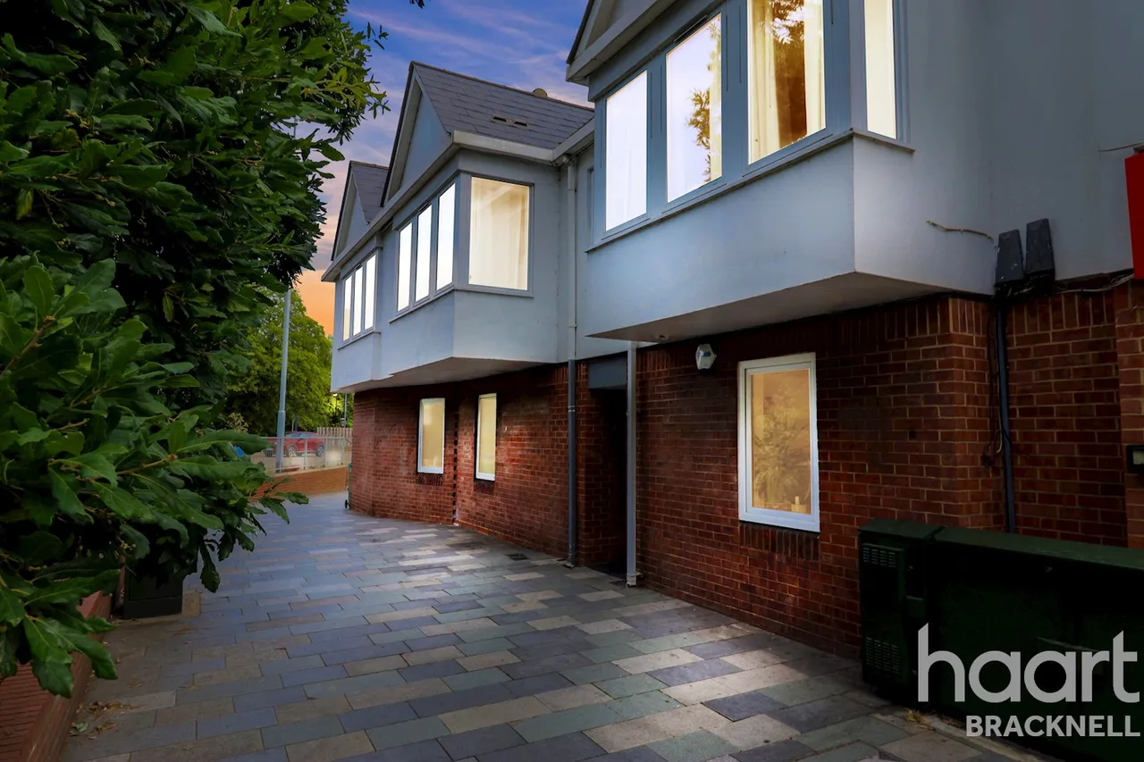 Hight Street, Maidenhead, SL6, photo 2