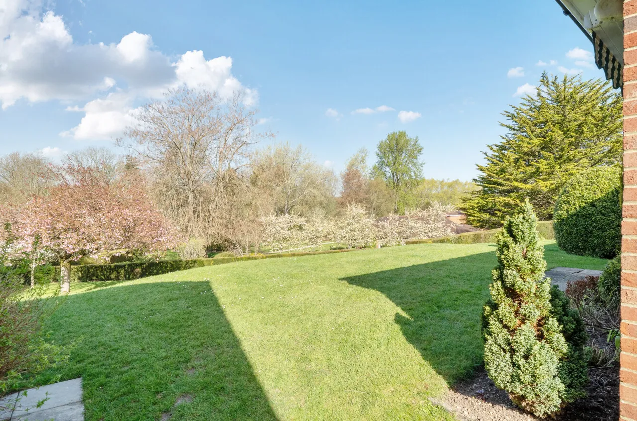 Bedfield Lane, Headbourne Worthy, SO23, photo 12