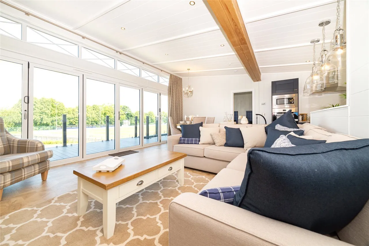 The Straits Luxury Lodge Park, Holyhe, photo 13