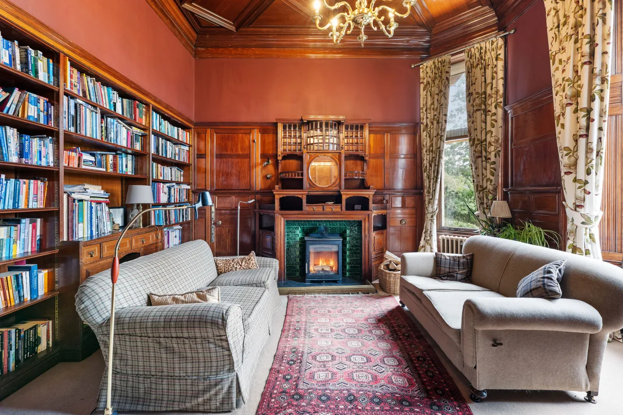 Dykeneuk, 40 Dalziel Drive, Pollokshields, G41 4HY, photo 14