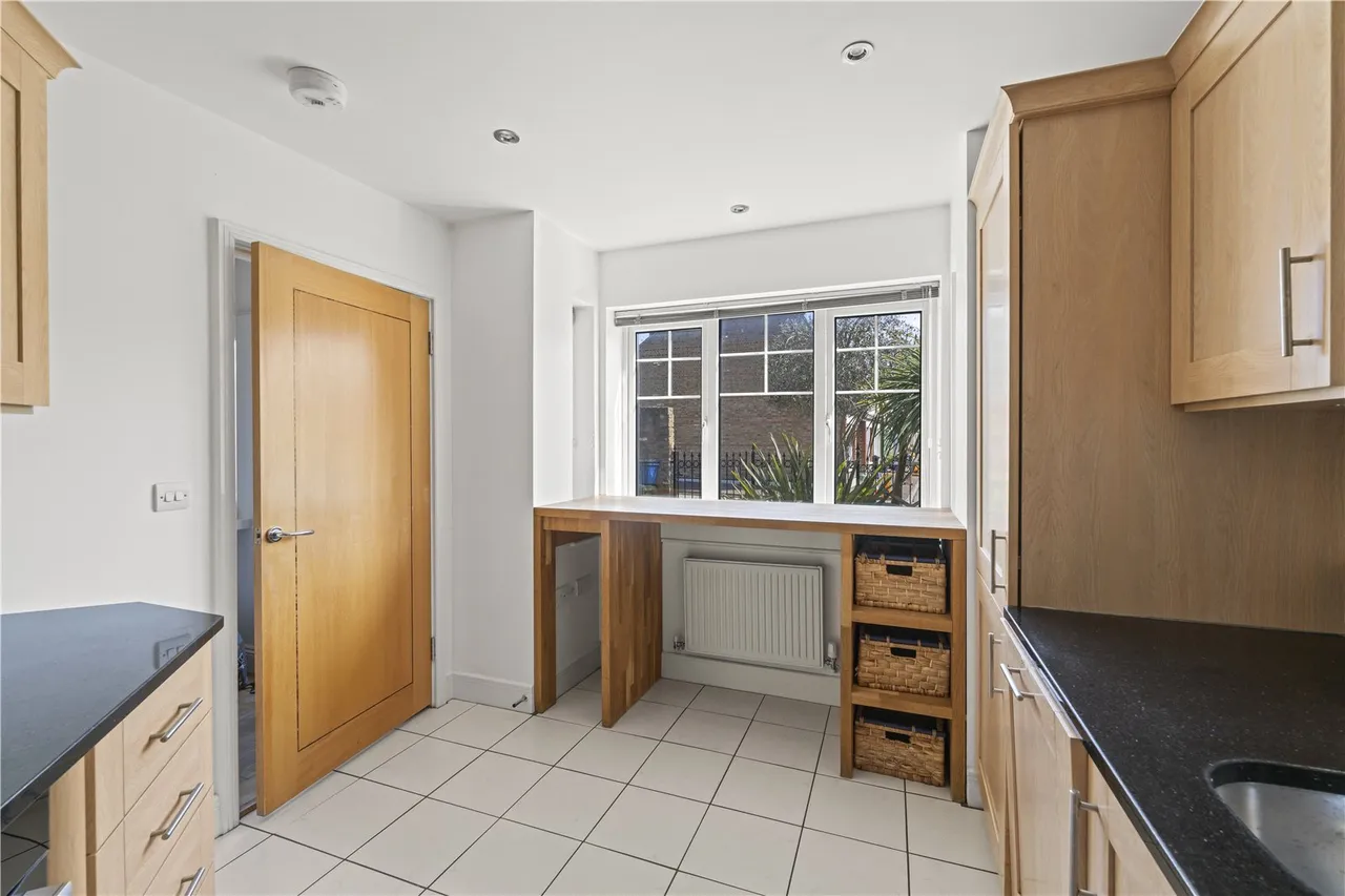 Camac Road, Twickenham, TW2 6NU, photo 4
