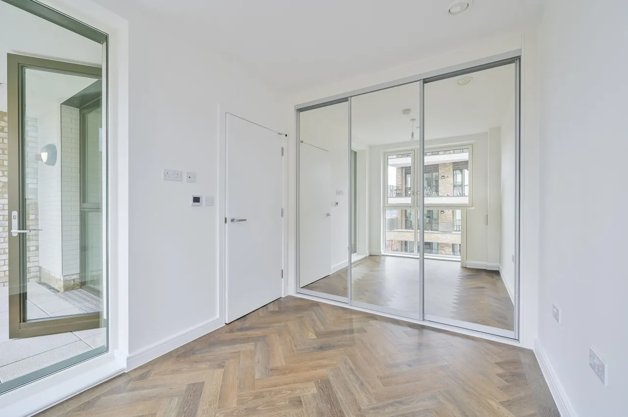 London, NW6, photo 14