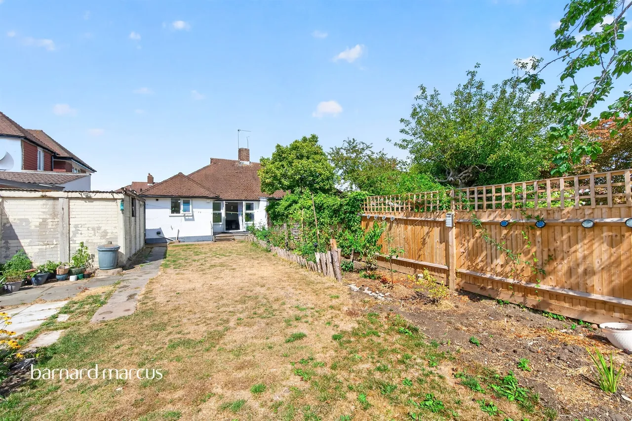 Lawrence Avenue, New Malden, KT3, photo 3