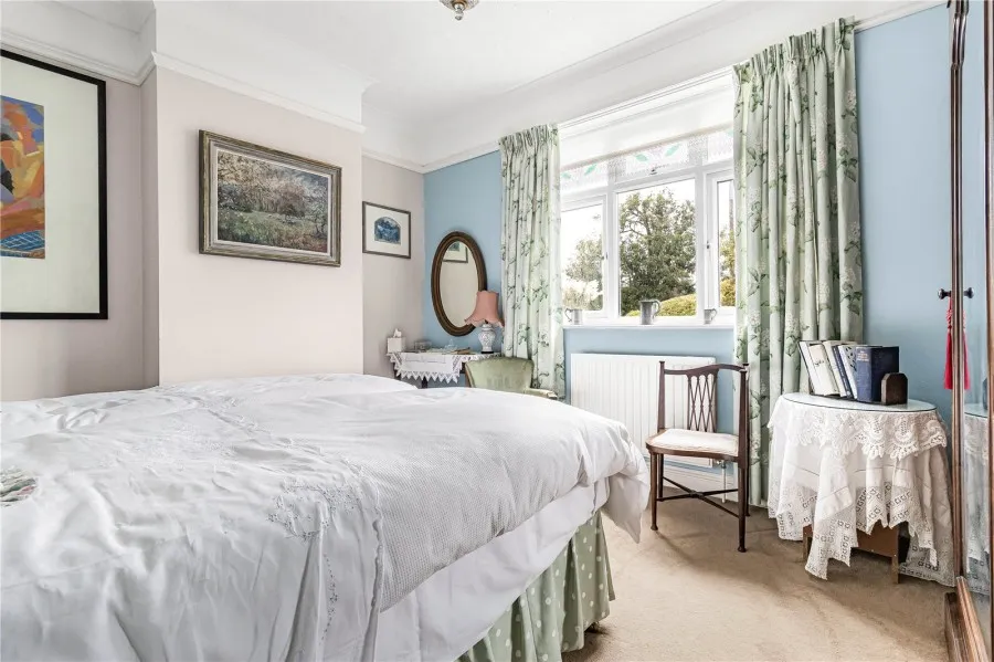 with 5 bedrooms in Saffron Walden, CB11, photo 12