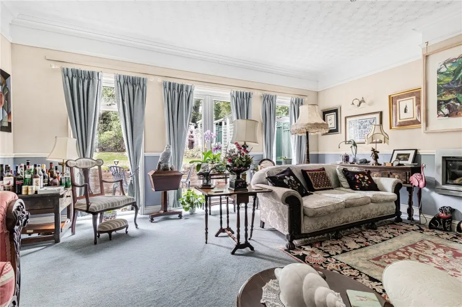 with 5 bedrooms in Saffron Walden, CB11, photo 8
