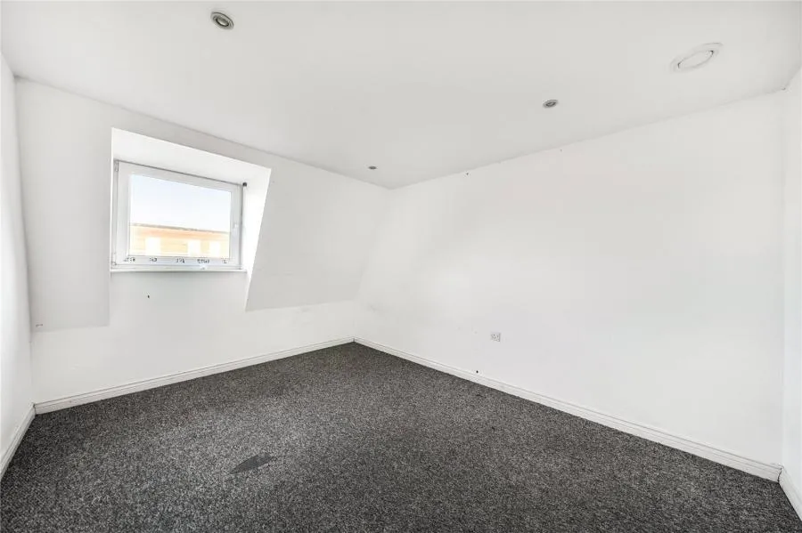 London Road, Kingston upon Thames, KT2, photo 5