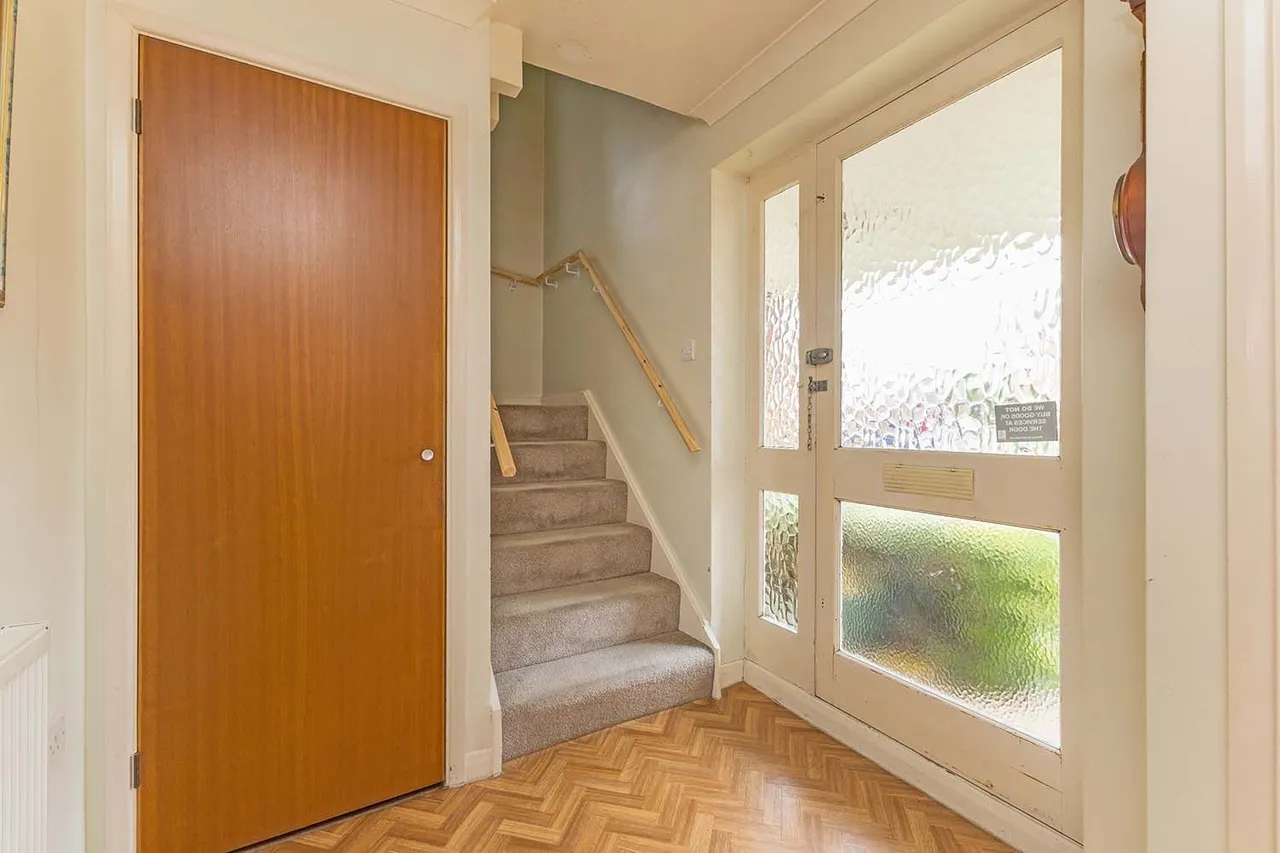 Hemsdale, Cranbrook Drive, Maidenhead, Berkshire SL6 6SL, photo 9