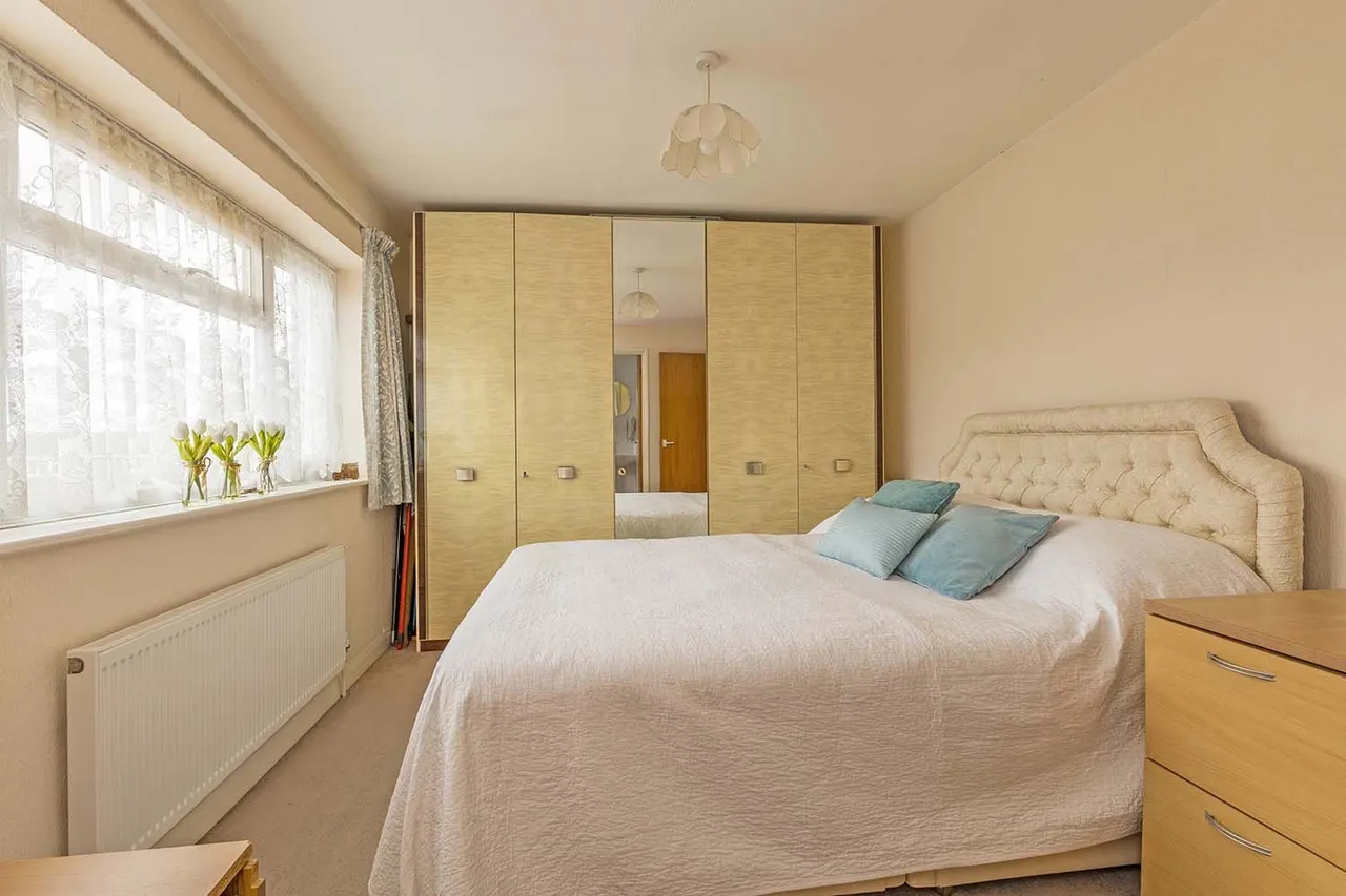 Hemsdale, Cranbrook Drive, Maidenhead, Berkshire SL6 6SL, photo 11
