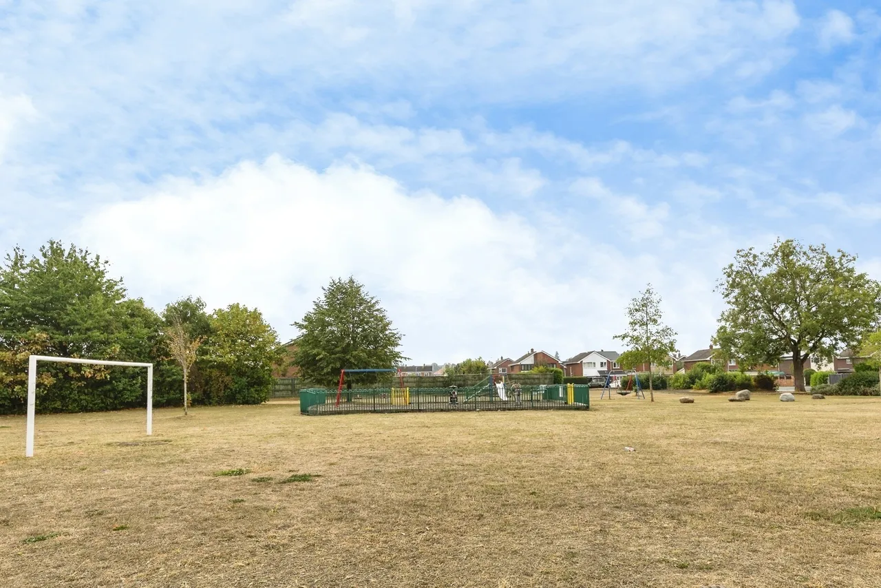 Ffordd Garmonydd, Wrexham, LL12, photo 20