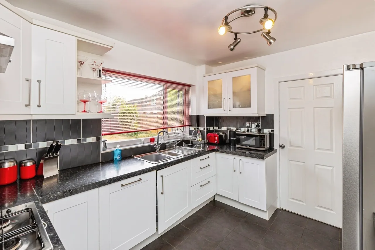 Ffordd Garmonydd, Wrexham, LL12, photo 7