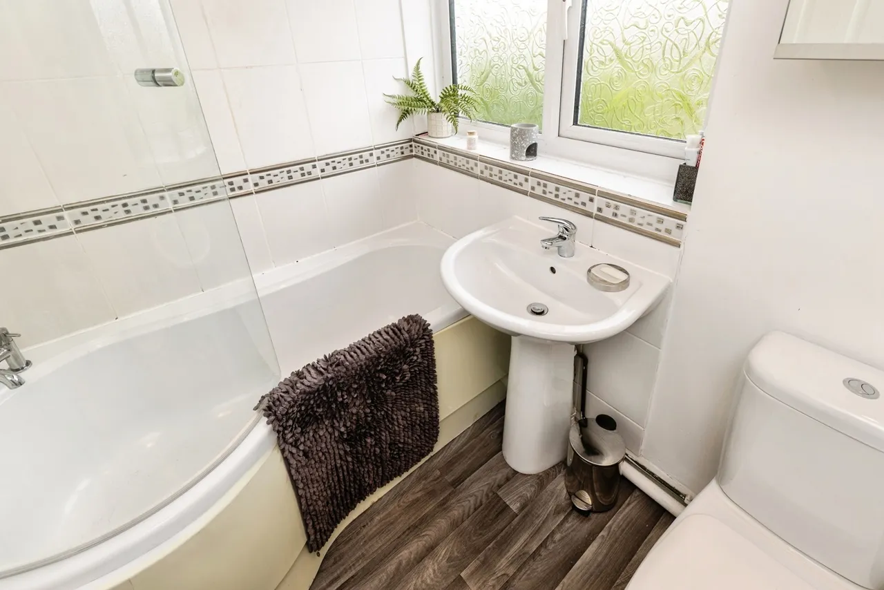 Ffordd Garmonydd, Wrexham, LL12, photo 14
