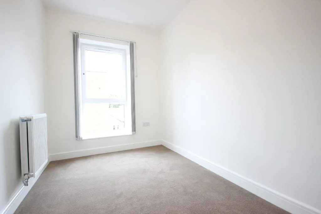 Campus Avenue, Dagenham, RM8, photo 11