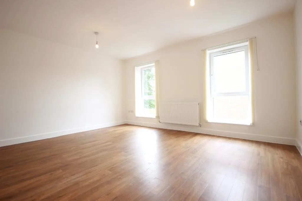 Campus Avenue, Dagenham, RM8, photo 8