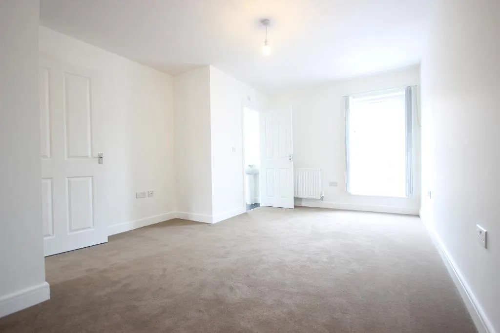 Campus Avenue, Dagenham, RM8, photo 15