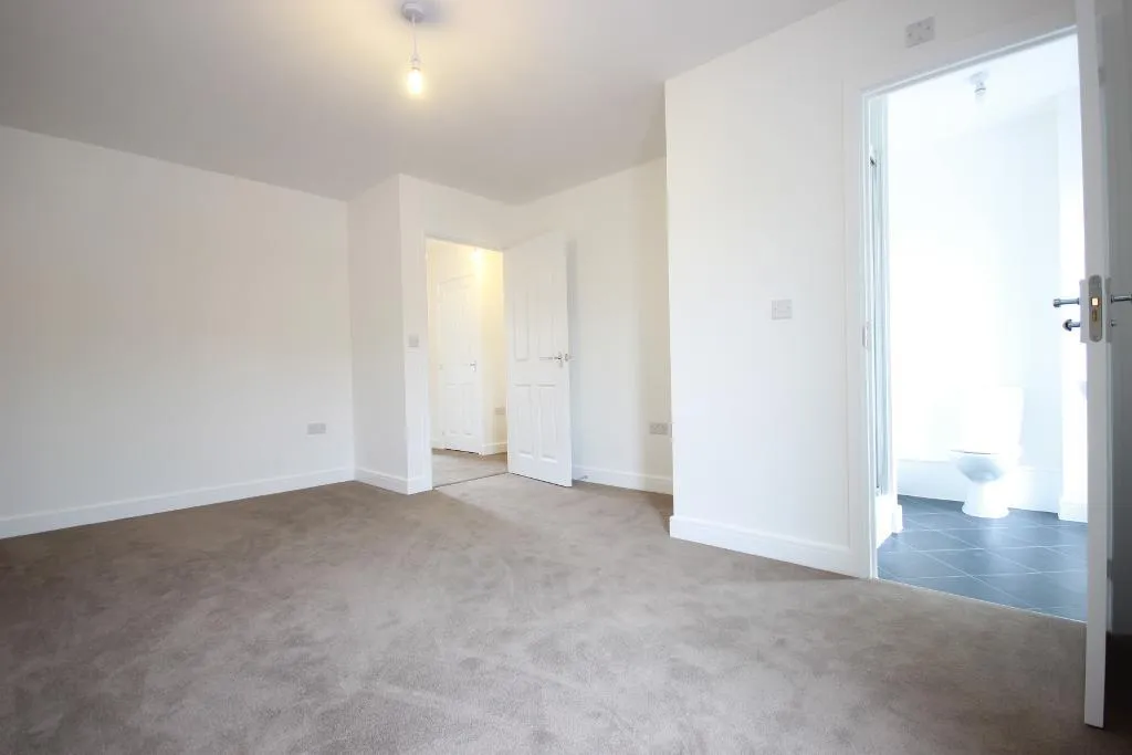 Campus Avenue, Dagenham, RM8, photo 16