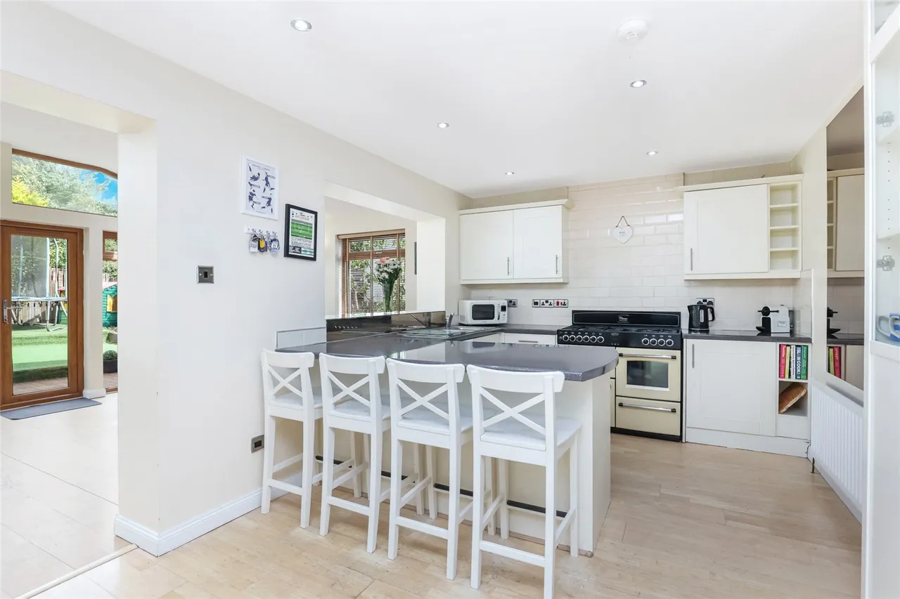 Glen Sannox Grove, Cumbernauld, Glasgow, North Lanarkshire, G68, photo 3