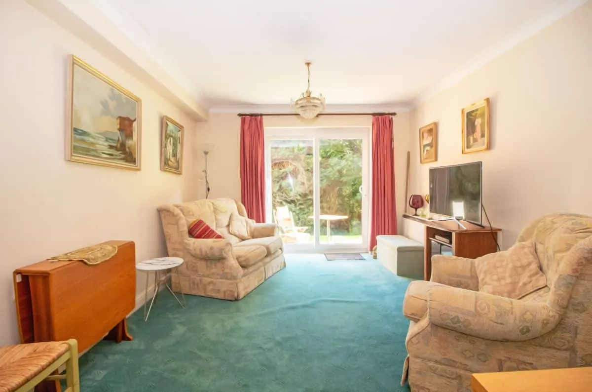 Havant Road, Horndean, Waterlooville, PO8 0XA, photo 3