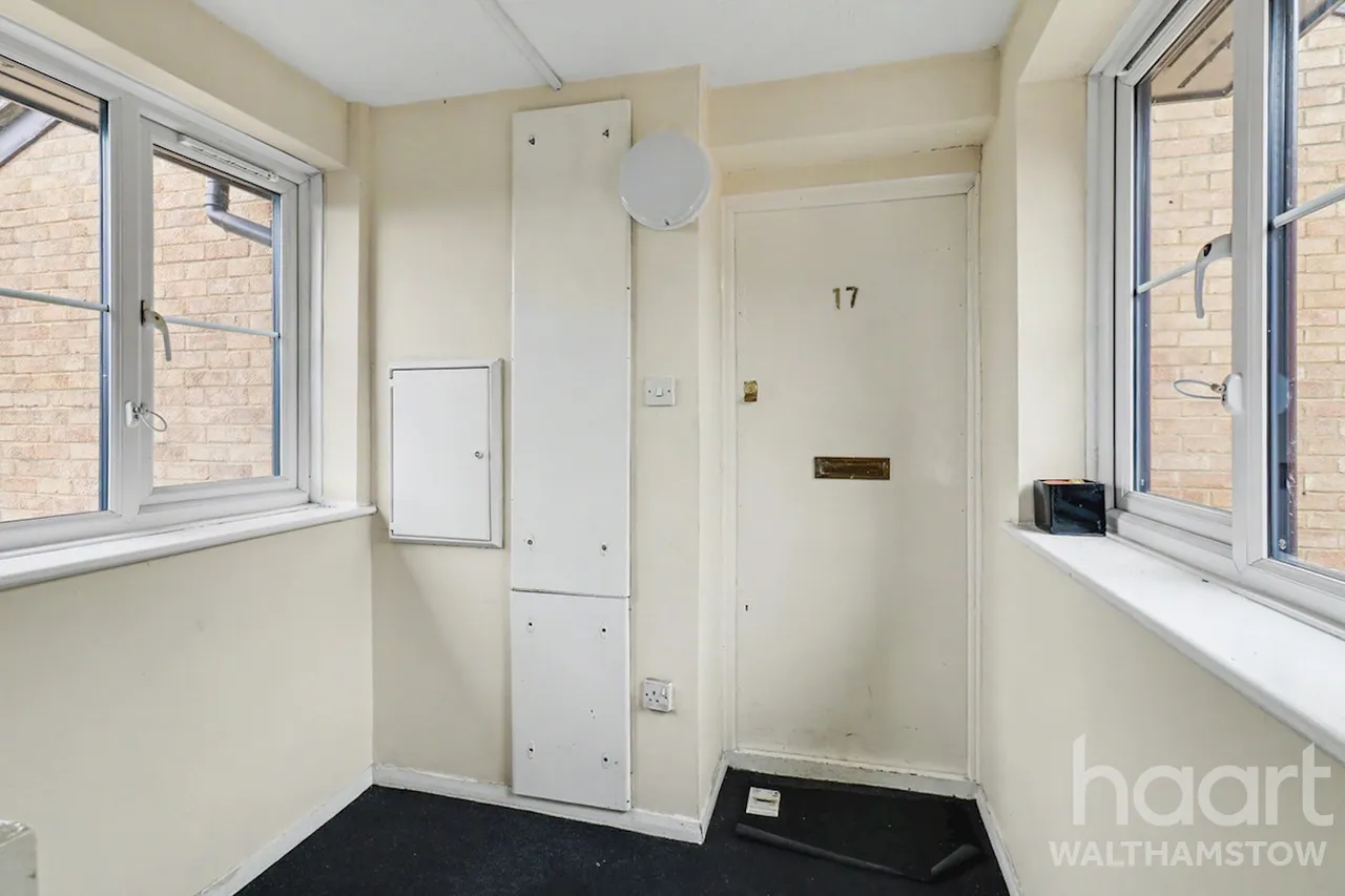 Yunus Khan Close, London, E17, photo 3
