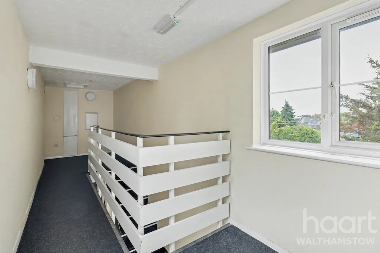 Yunus Khan Close, London, E17, photo 10