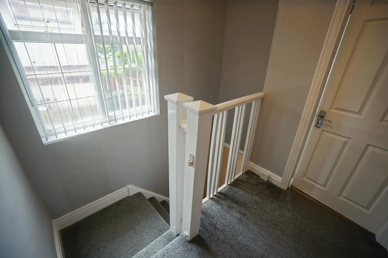 Rowan Crescent, Bradmore, WV3, photo 8