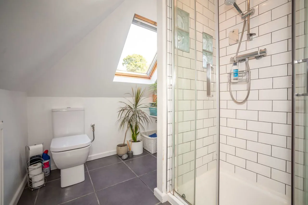Delce Road, Rochester, Kent, ME1 2ET, photo 10