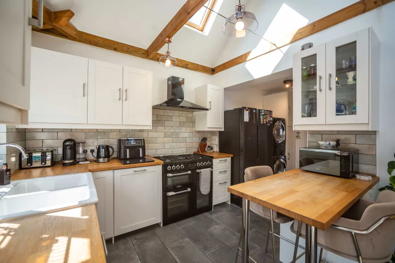Delce Road, Rochester, Kent, ME1 2ET, photo 6