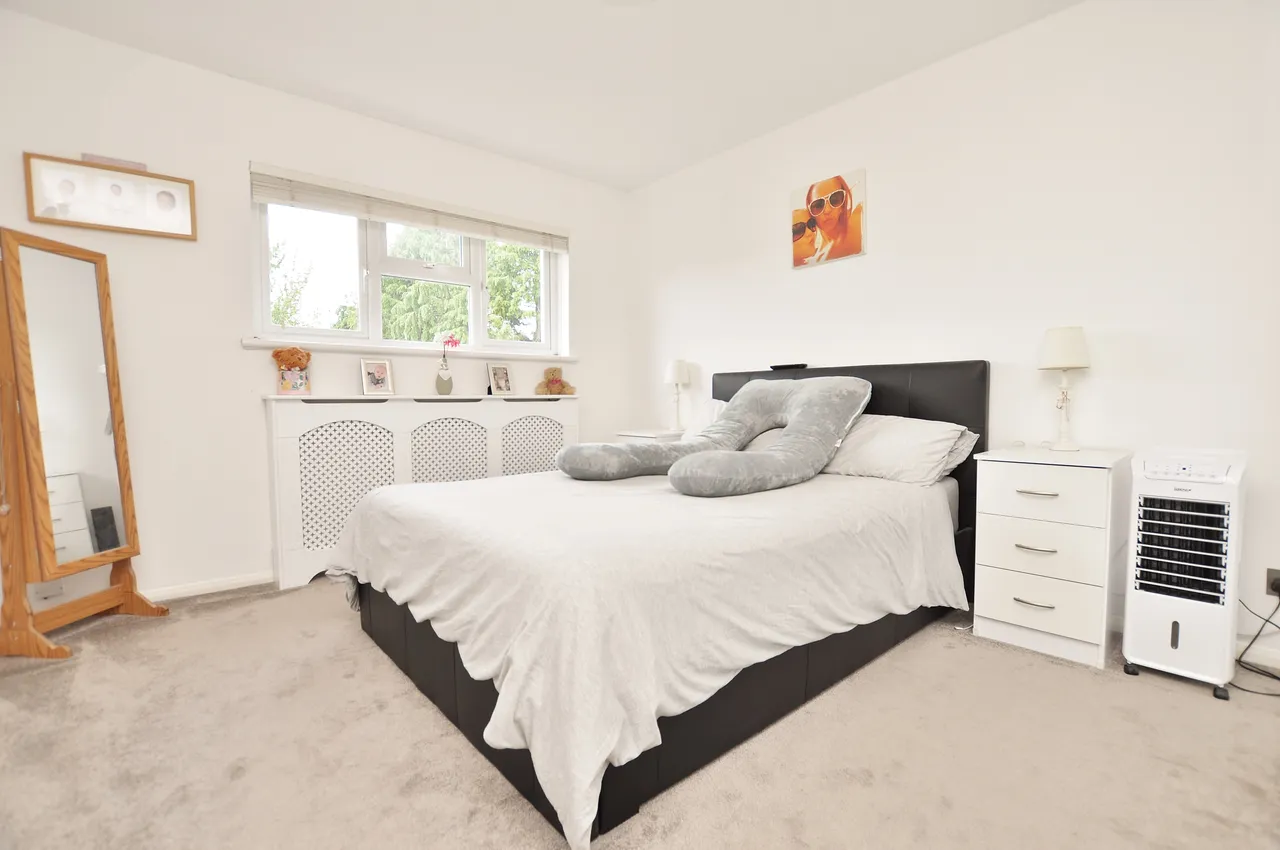 Emmanuel Close, Guildford, GU2, photo 6