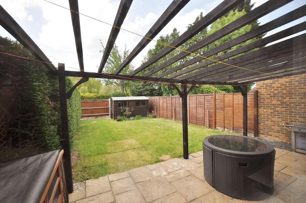 Emmanuel Close, Guildford, GU2, photo 9