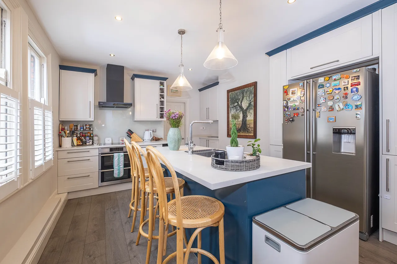 Salford Road, London, SW2, photo 6