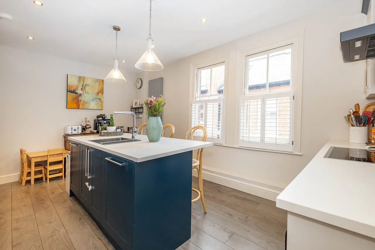 Salford Road, London, SW2, photo 7