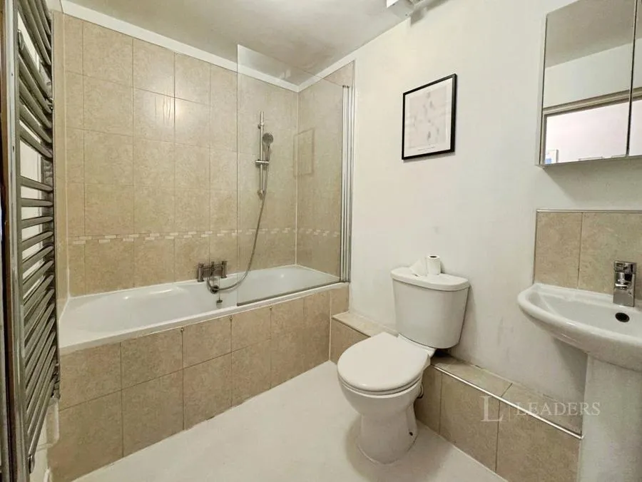 Portland Road, London, SE25, photo 3