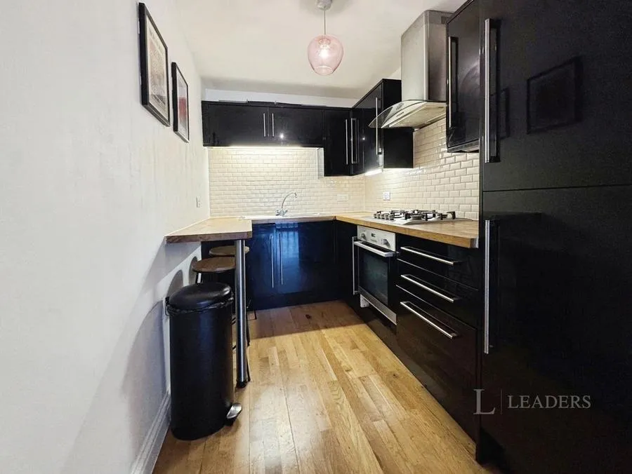 Portland Road, London, SE25, photo 2