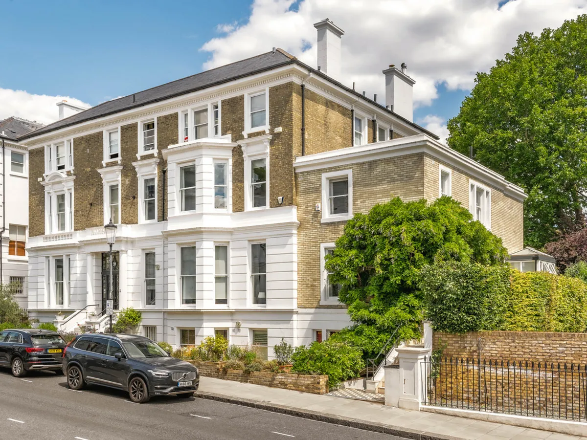 2 bed flat for sale, Phillimore Gardens, London, W8